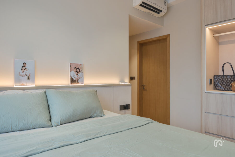 32 Fernvale Link (H2O Residence)